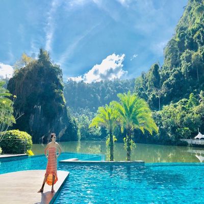 Swimming Season AUPOOL High Transparent Acrylic Swimming Pool with Window and Spa